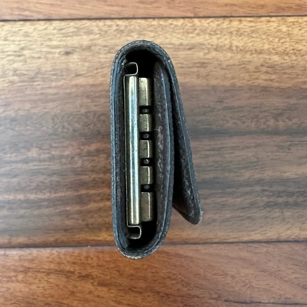 Vintage Authentic Louis Vuitton Damier Ebene 4 Key Holder - Unisex